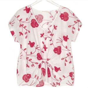 Entro blouse. Size L. Red and white. Embroidered front and back.